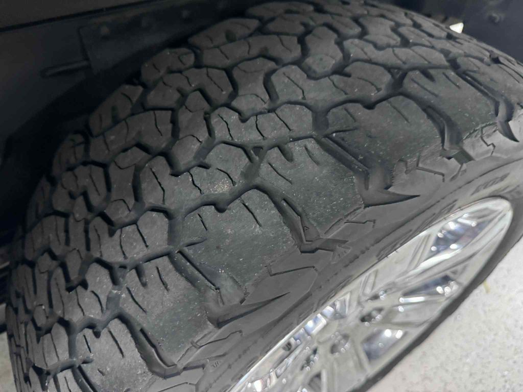 2001 GMC Yukon Image 15