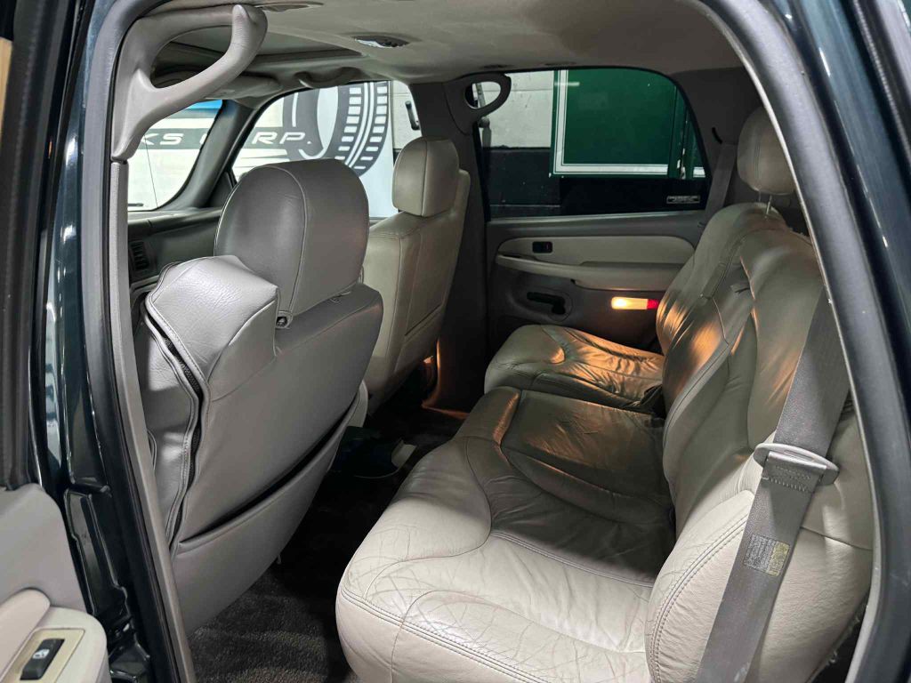 2001 GMC Yukon Image 19