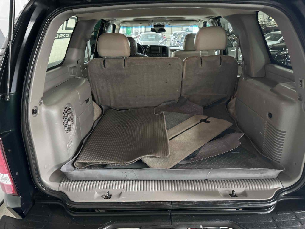 2001 GMC Yukon Image 22