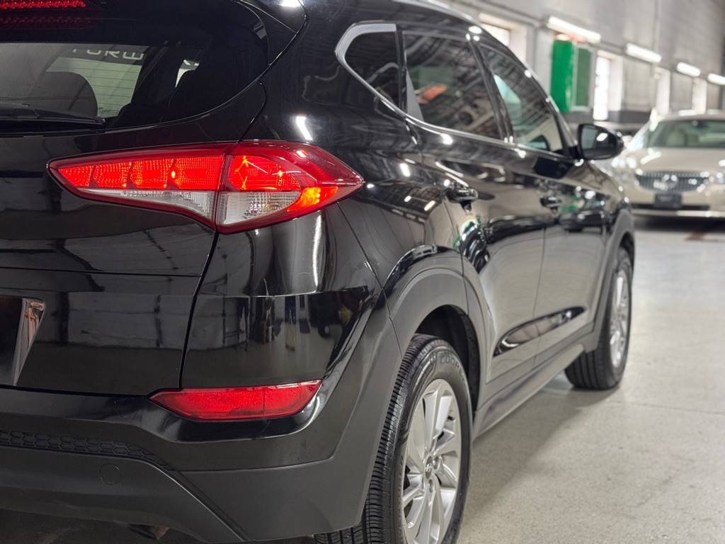 2016 Hyundai Tucson Image 8