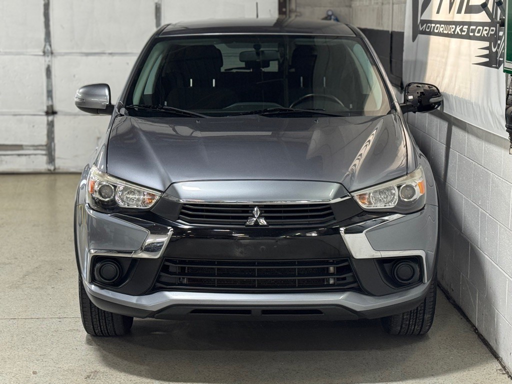 2016 Mitsubishi Outlander Image 5