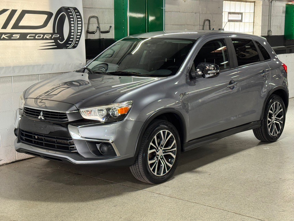 2016 Mitsubishi Outlander Image 10