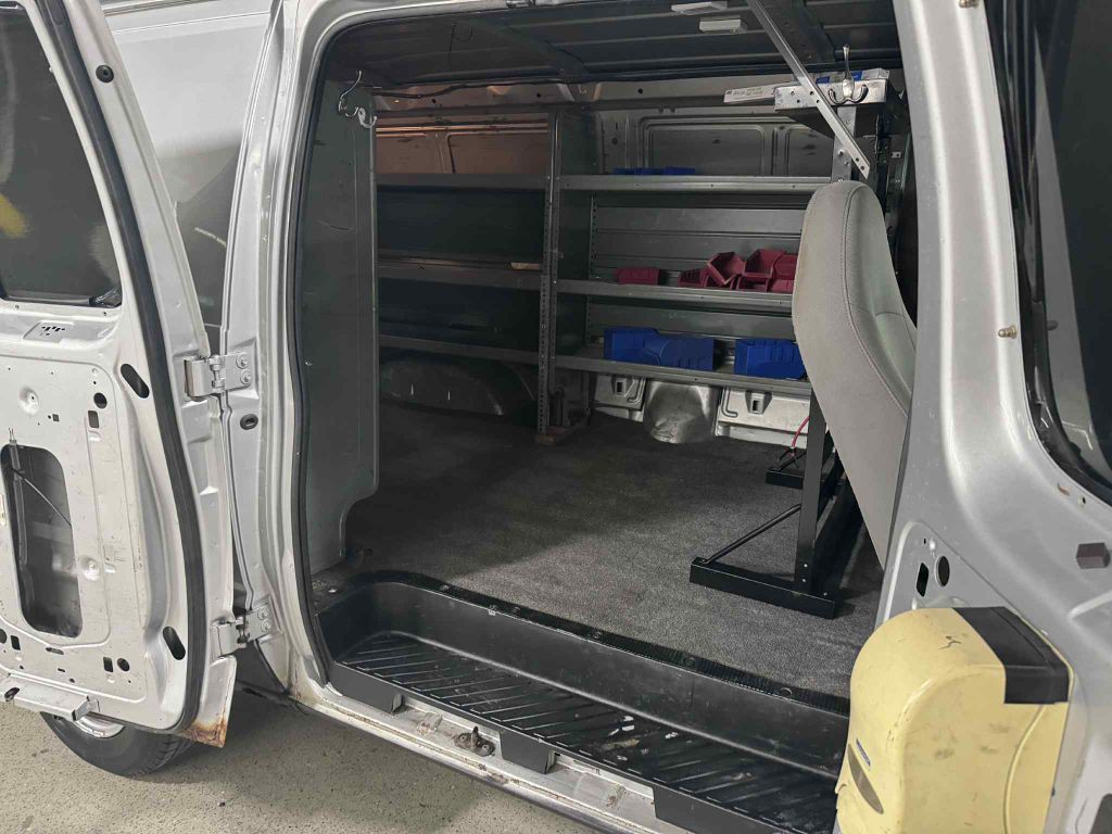 2006 Ford Econoline Image 15