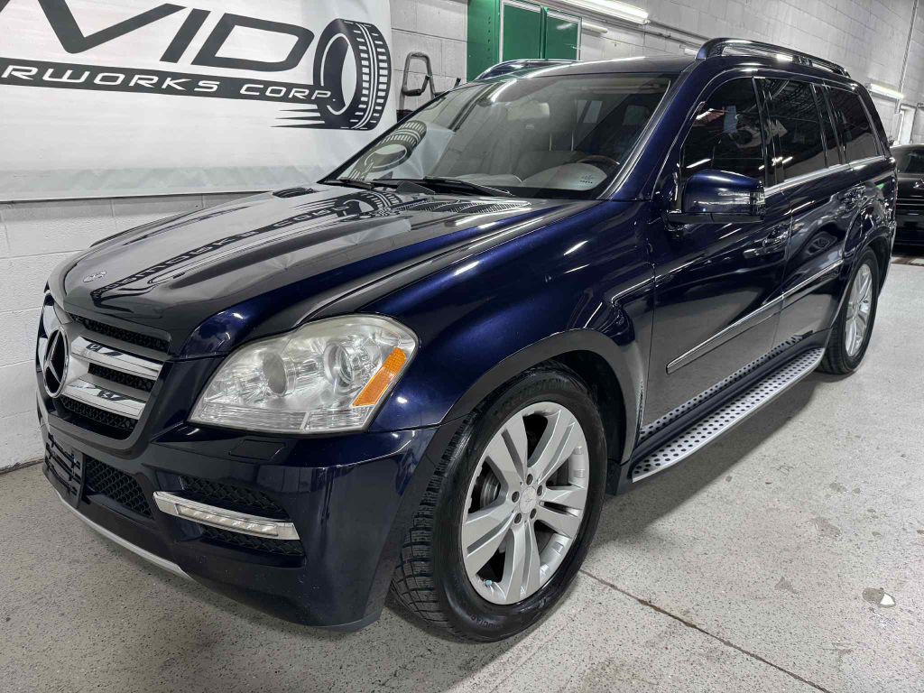 2012 Mercedes-Benz GL-Class Image 2
