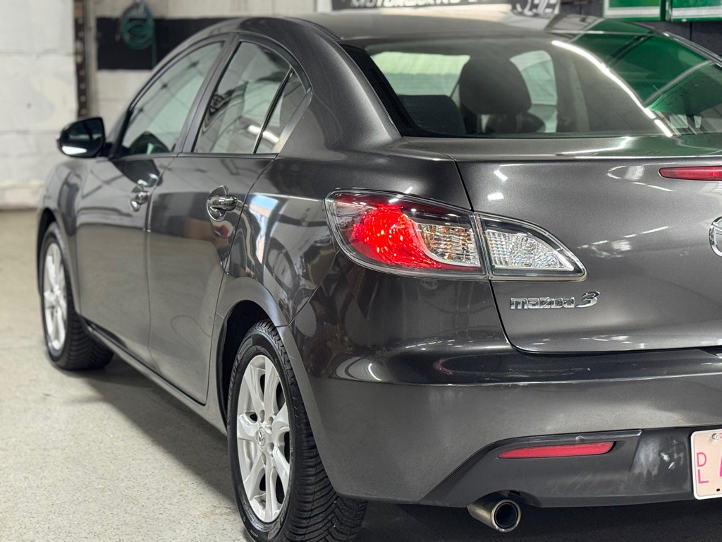 2010 Mazda Mazda3 Image 16