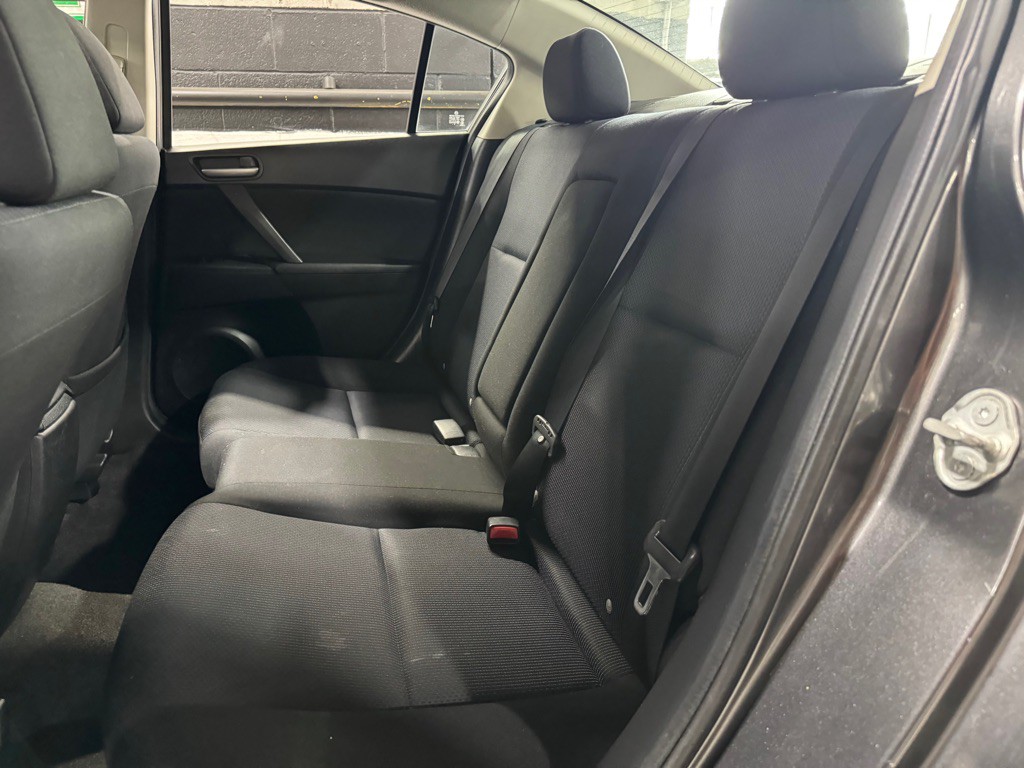 2010 Mazda Mazda3 Image 24