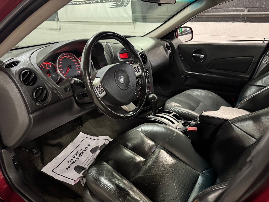 2004 Pontiac Grand Prix Image 17