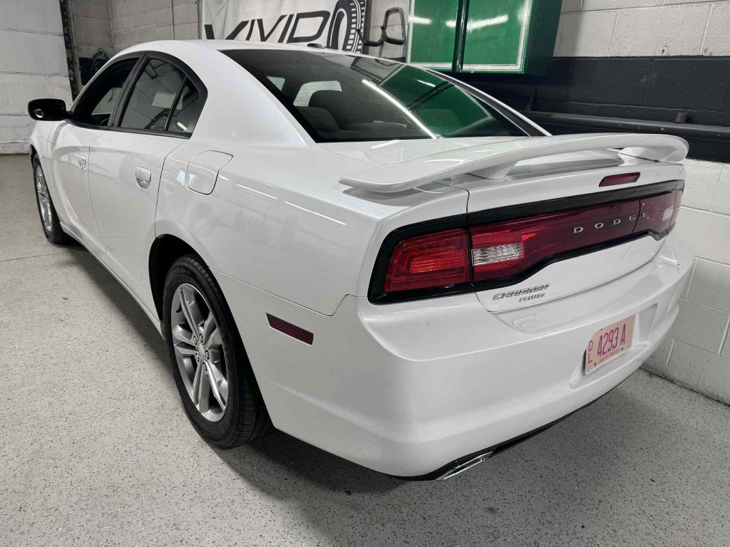 2013 Dodge Charger Image 8