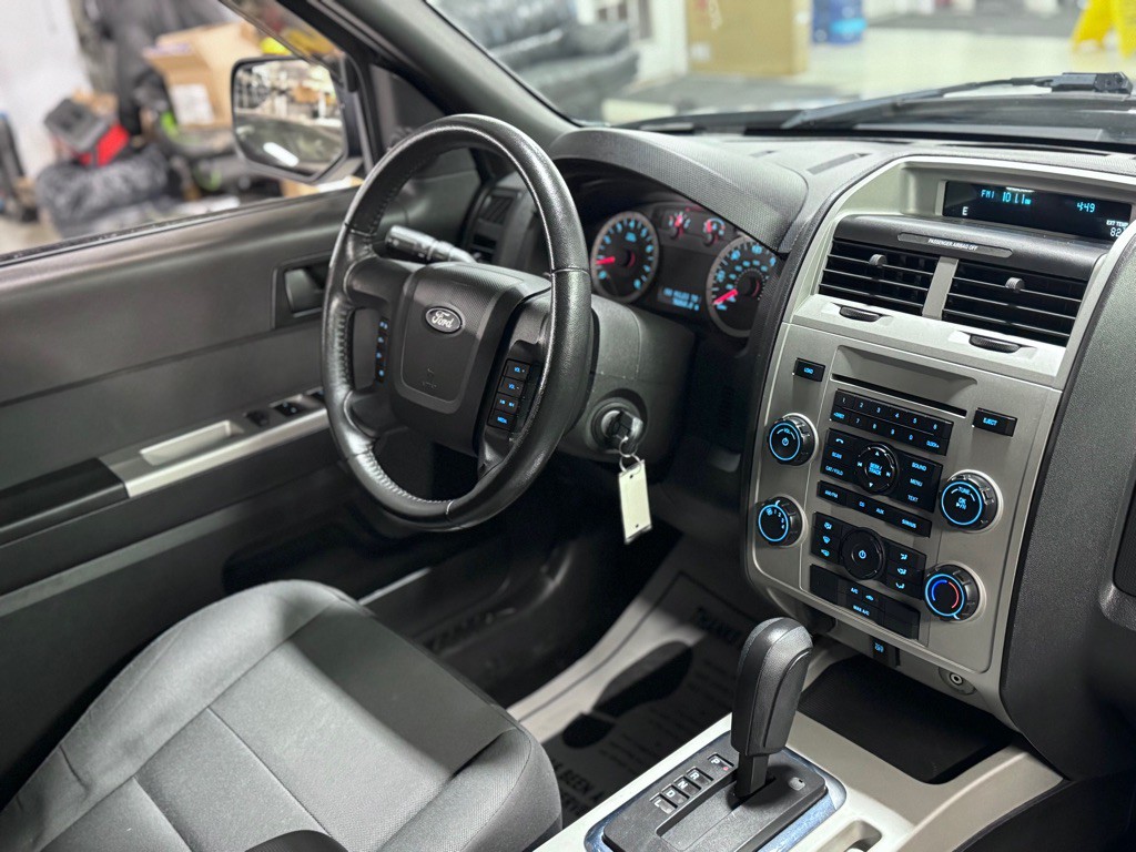2012 Ford Escape Image 17