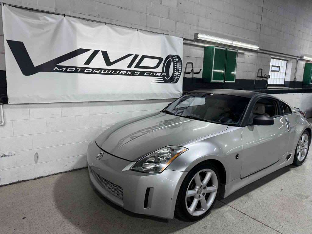 2003 Nissan 350Z Image 1
