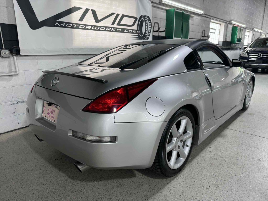 2003 Nissan 350Z Image 5