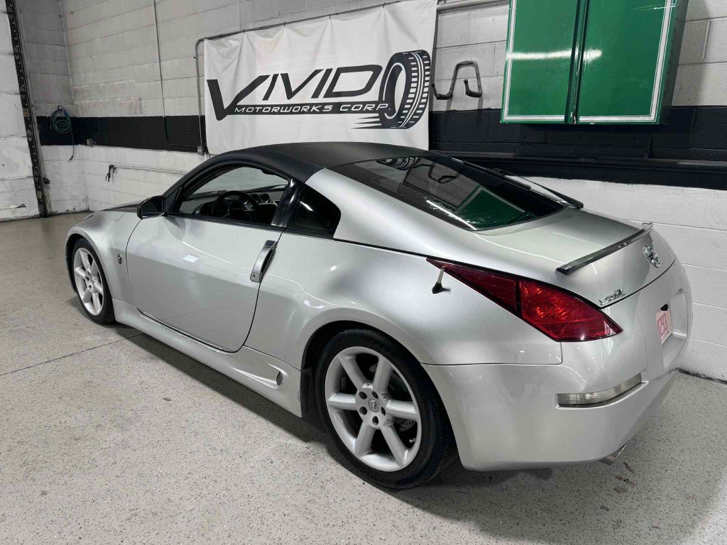 2003 Nissan 350Z Image 7