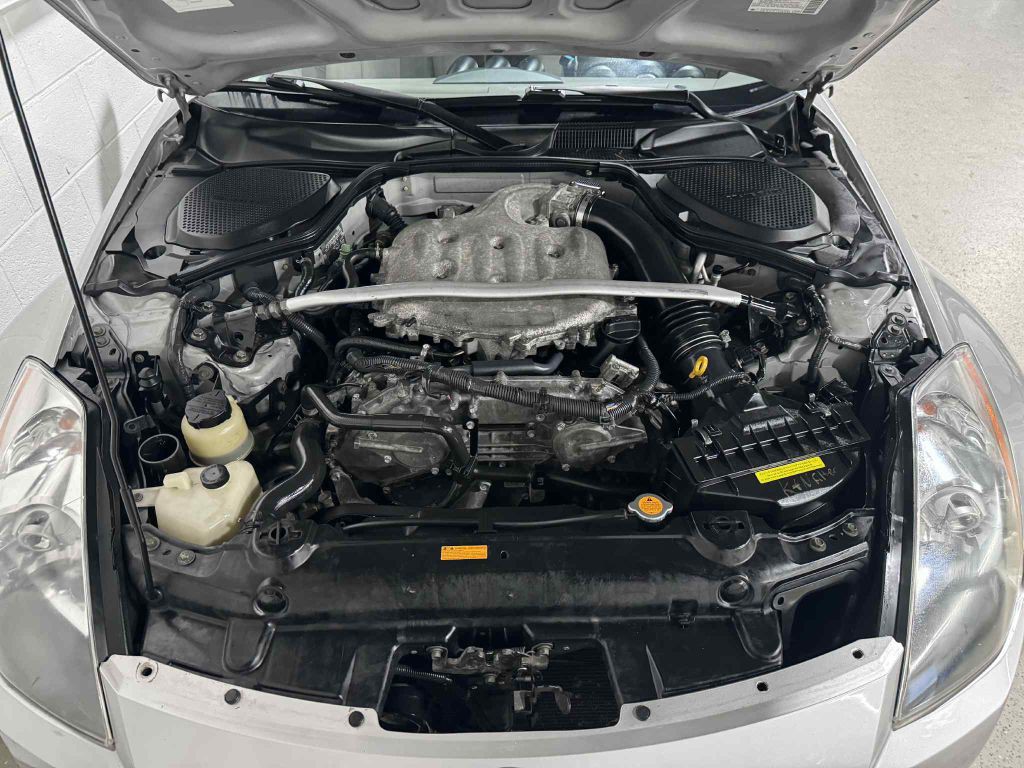 2003 Nissan 350Z Image 9