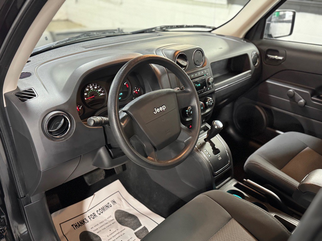 2010 Jeep Patriot Image 16