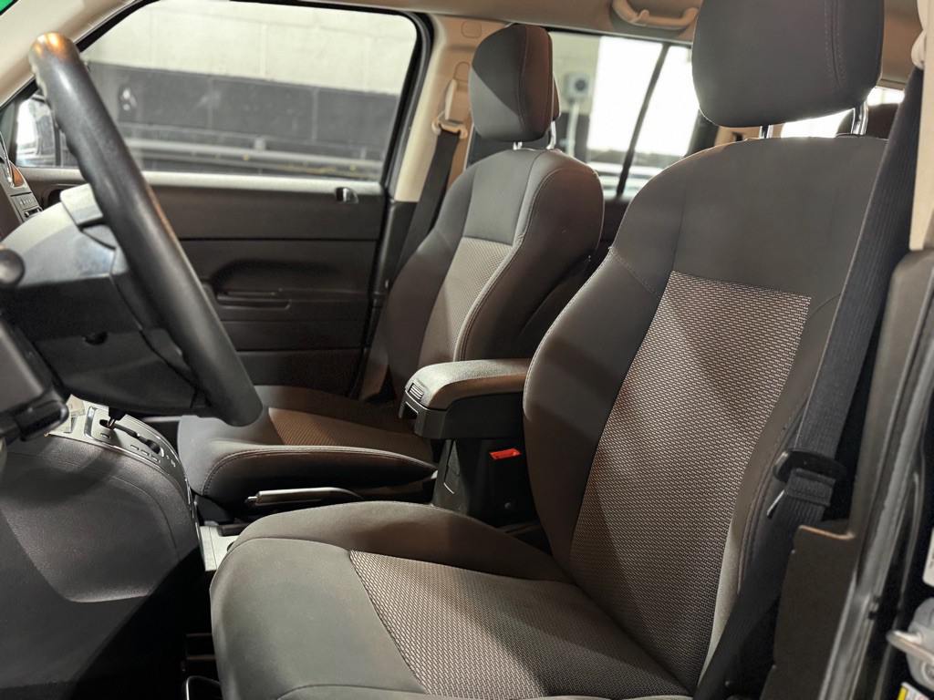 2010 Jeep Patriot Image 17