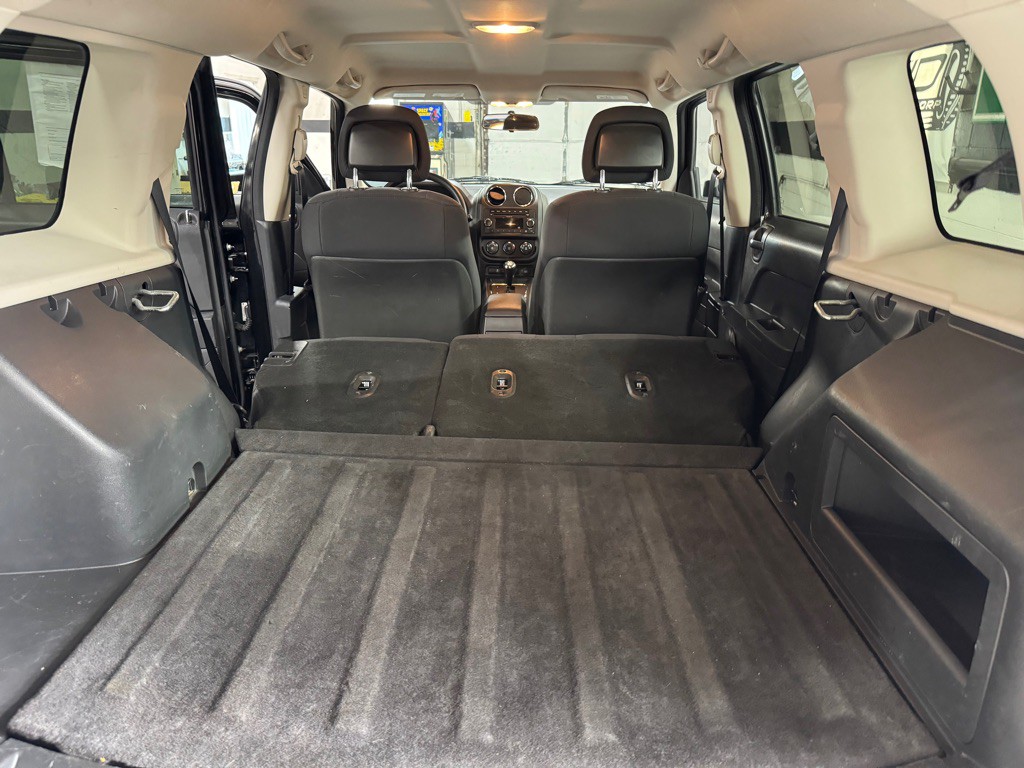 2010 Jeep Patriot Image 25