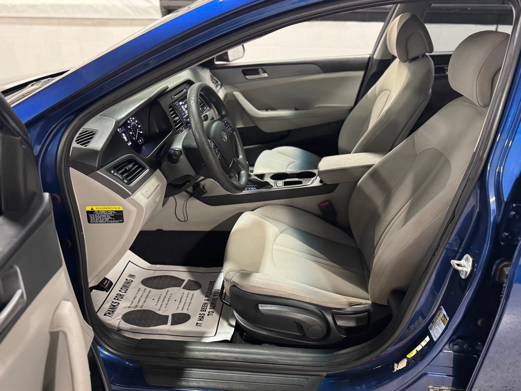 2017 Hyundai Sonata Image 17