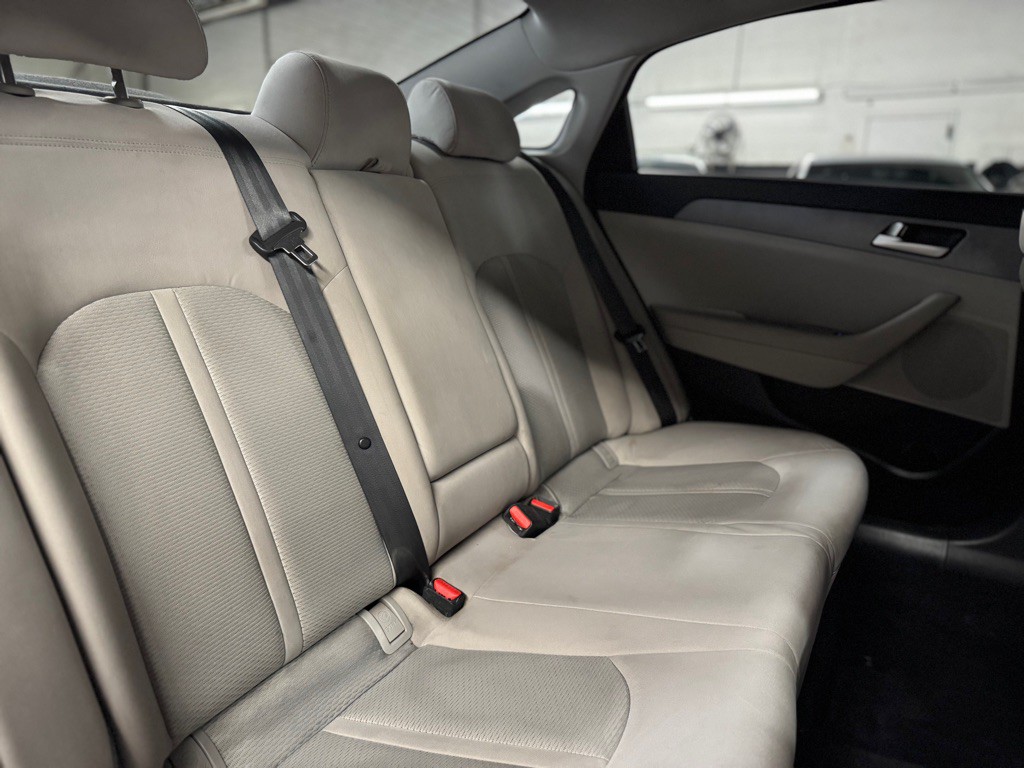 2017 Hyundai Sonata Image 20
