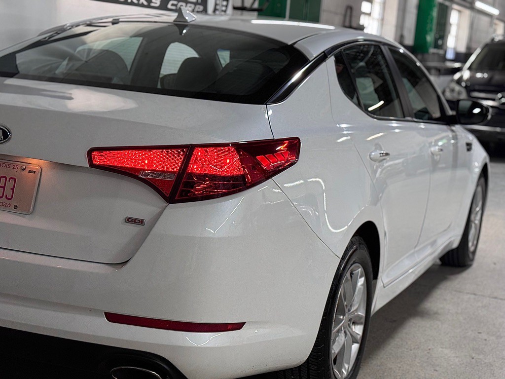 2012 Kia Optima Image 9