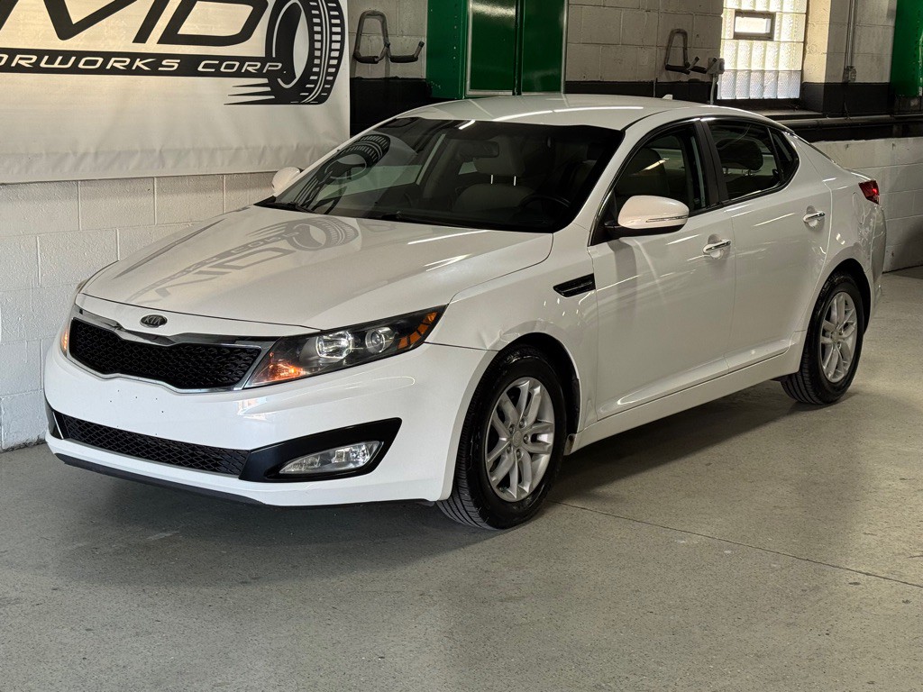 2012 Kia Optima Image 10