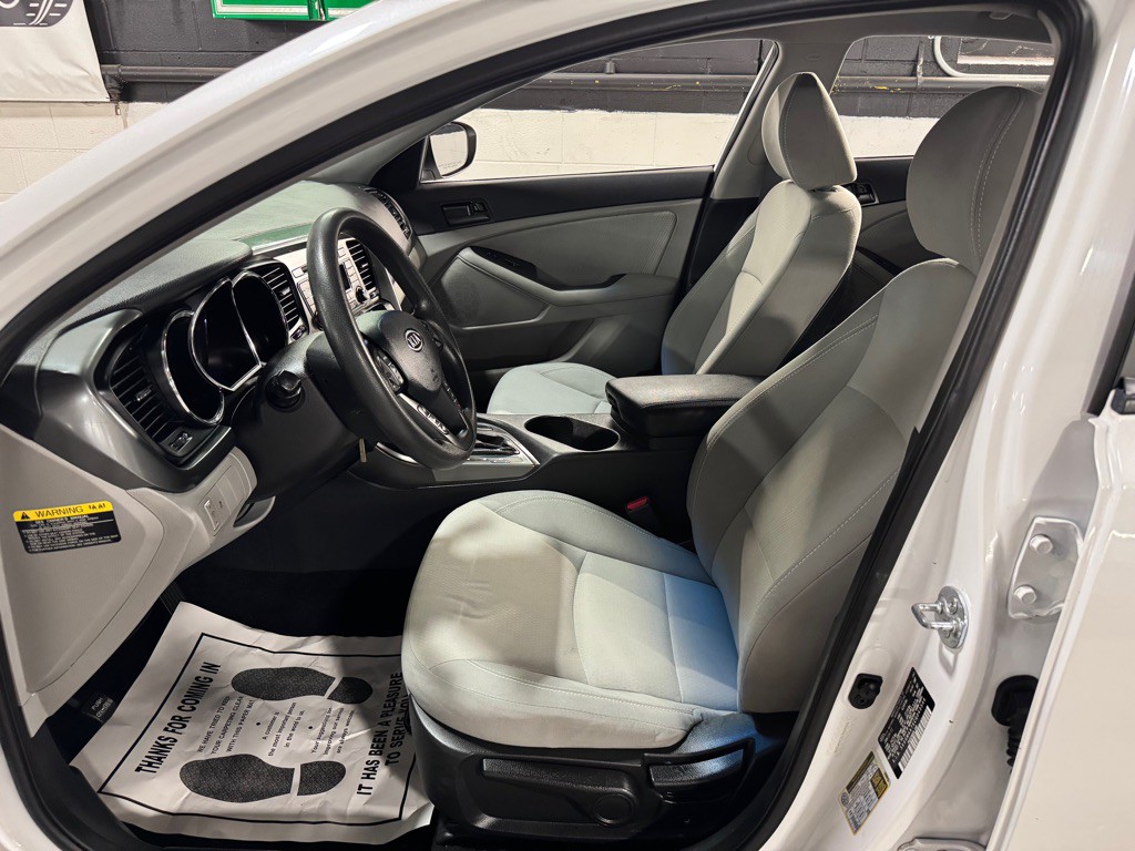 2012 Kia Optima Image 16