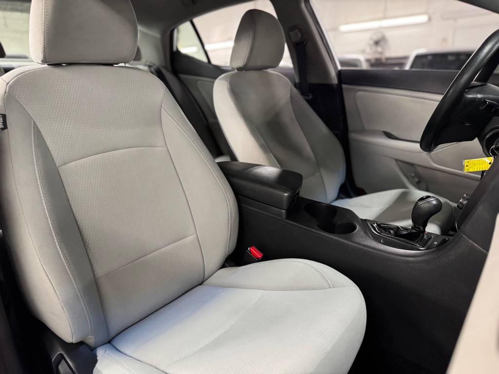 2012 Kia Optima Image 19