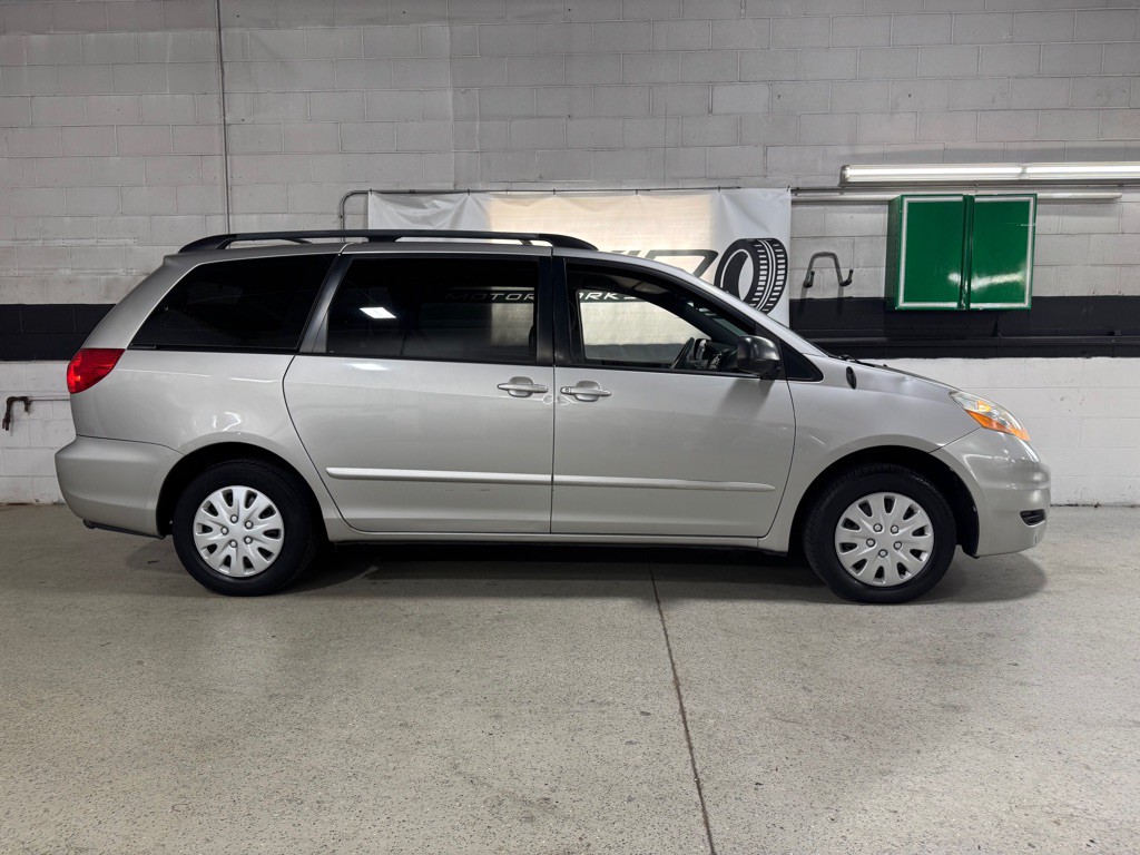2006 Toyota Sienna Image 6