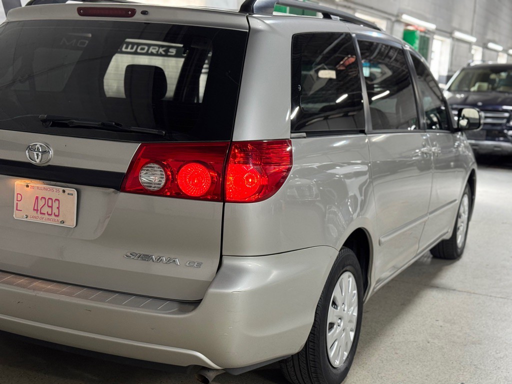 2006 Toyota Sienna Image 8