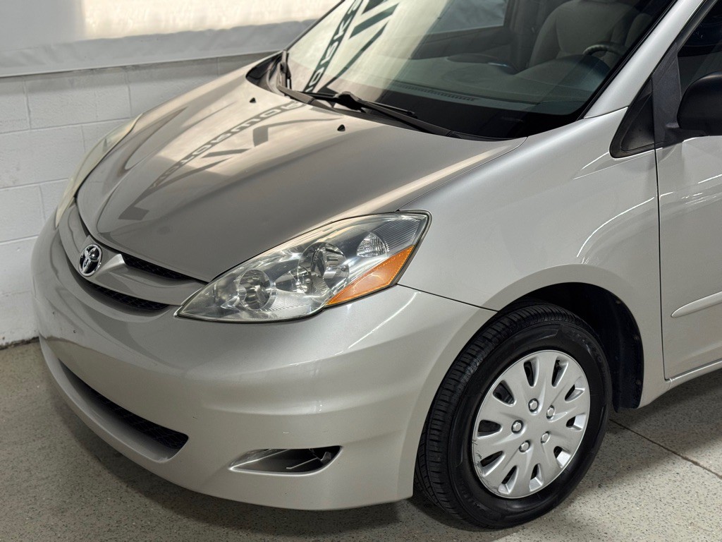2006 Toyota Sienna Image 11