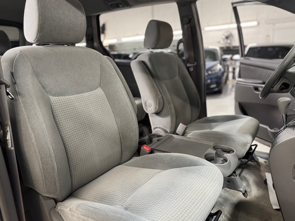 2006 Toyota Sienna Image 17