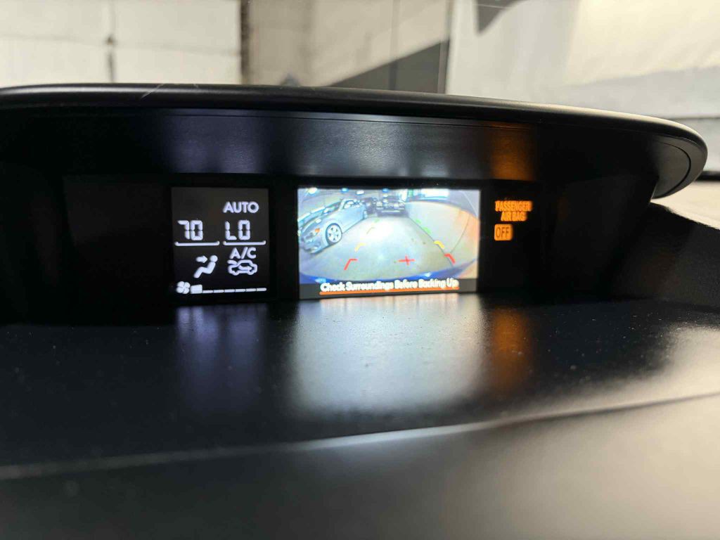 2015 Subaru WRX Image 14