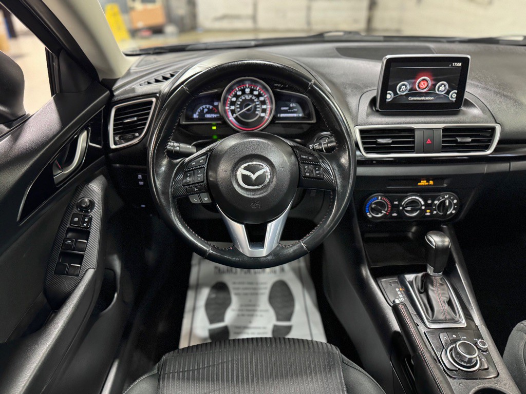 2015 Mazda Mazda3 Image 17