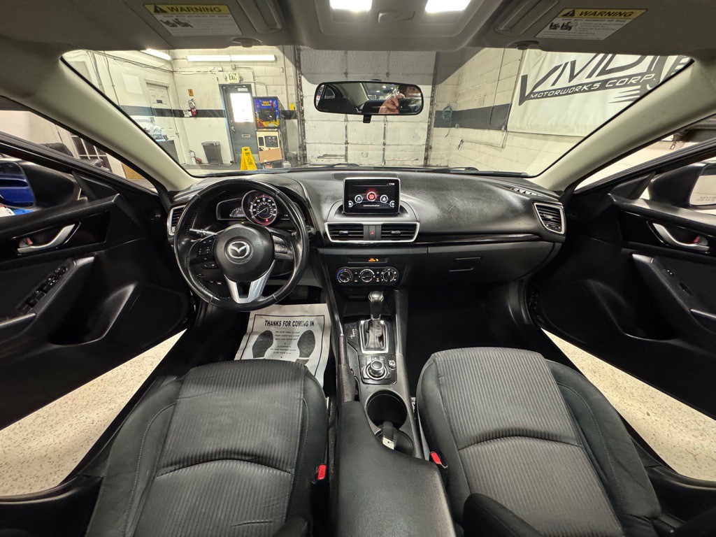 2015 Mazda Mazda3 Image 18