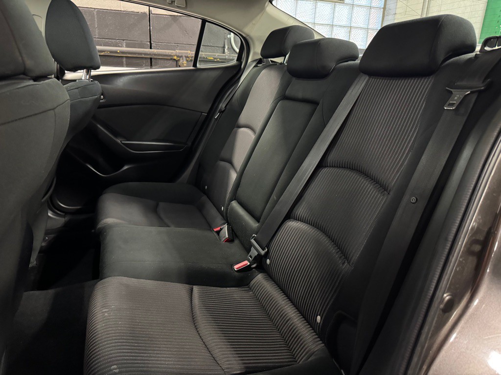 2015 Mazda Mazda3 Image 20