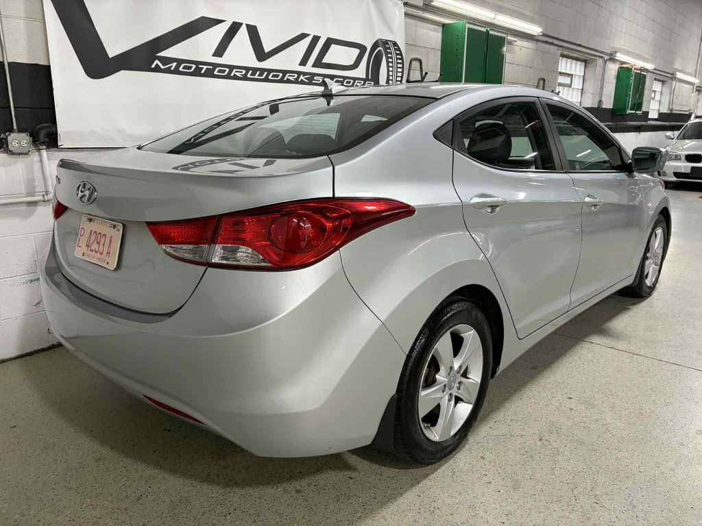 2013 Hyundai Elantra Image 6