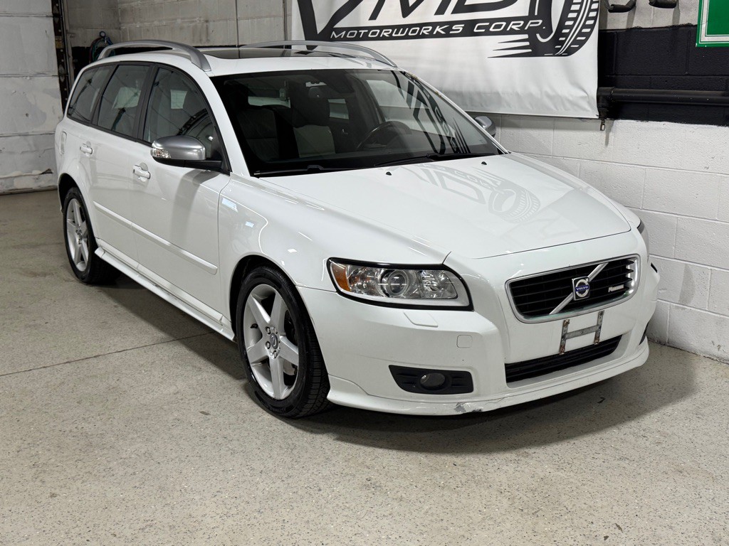 2010 Volvo V50 Image 3