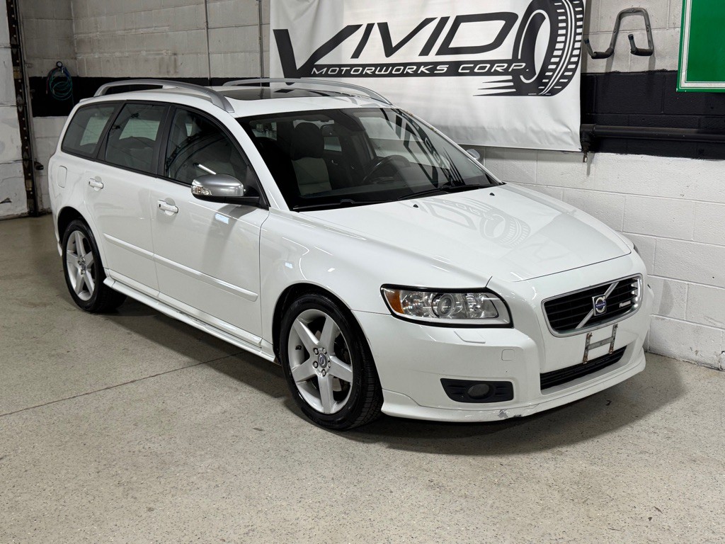 2010 Volvo V50 Image 4