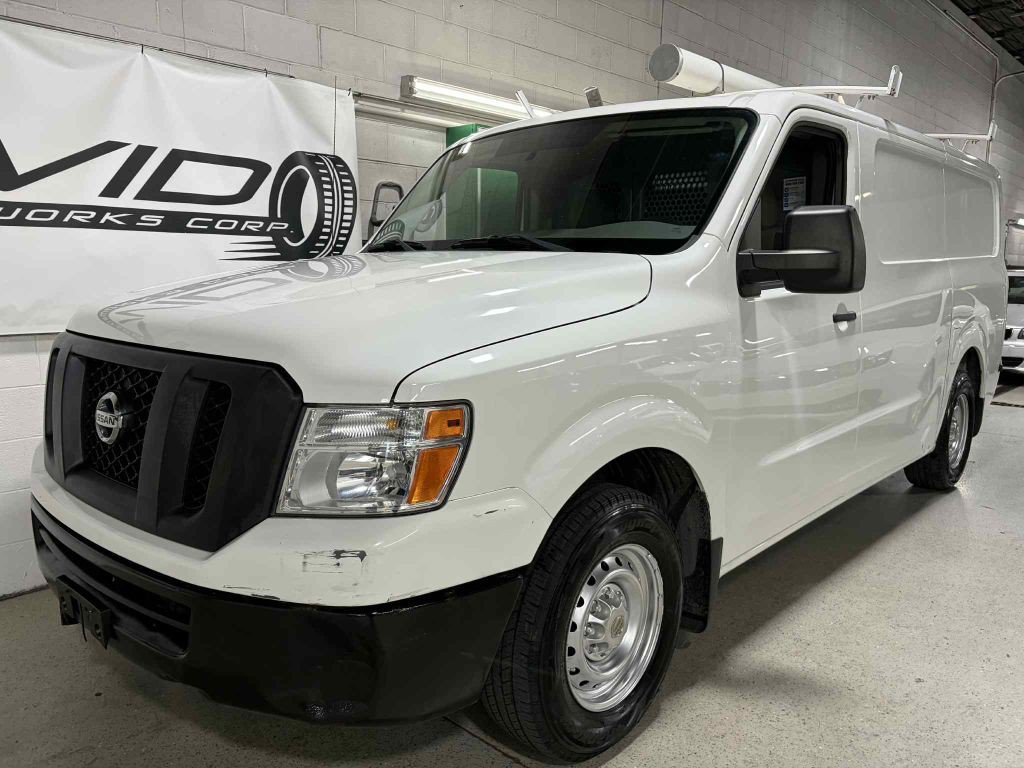 2015 Nissan NV Image 2