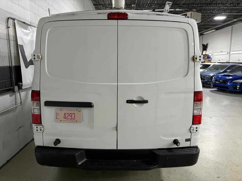 2015 Nissan NV Image 7