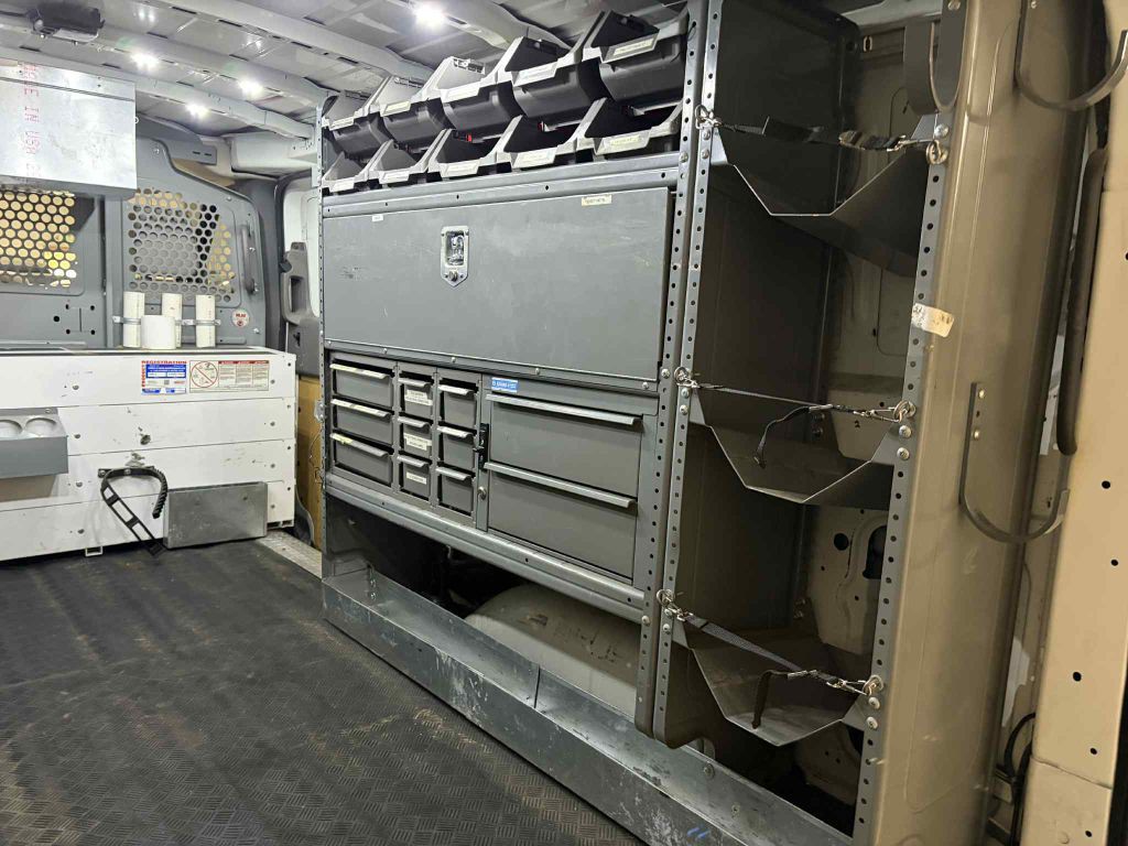 2015 Nissan NV Image 13