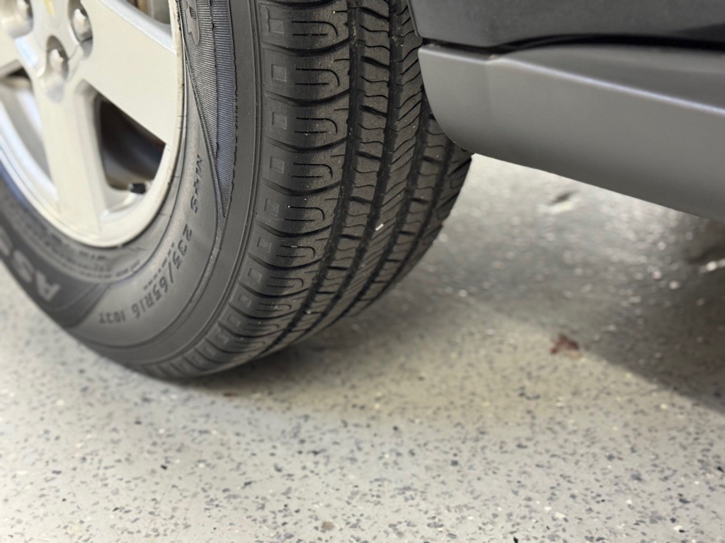 2008 Chevrolet Equinox Image 28