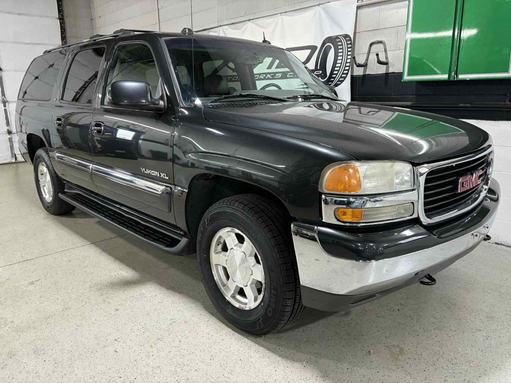 2004 GMC Yukon Image 4