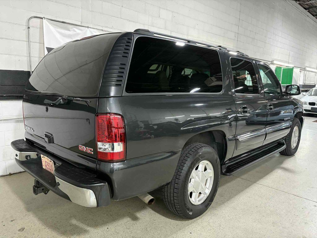 2004 GMC Yukon Image 6