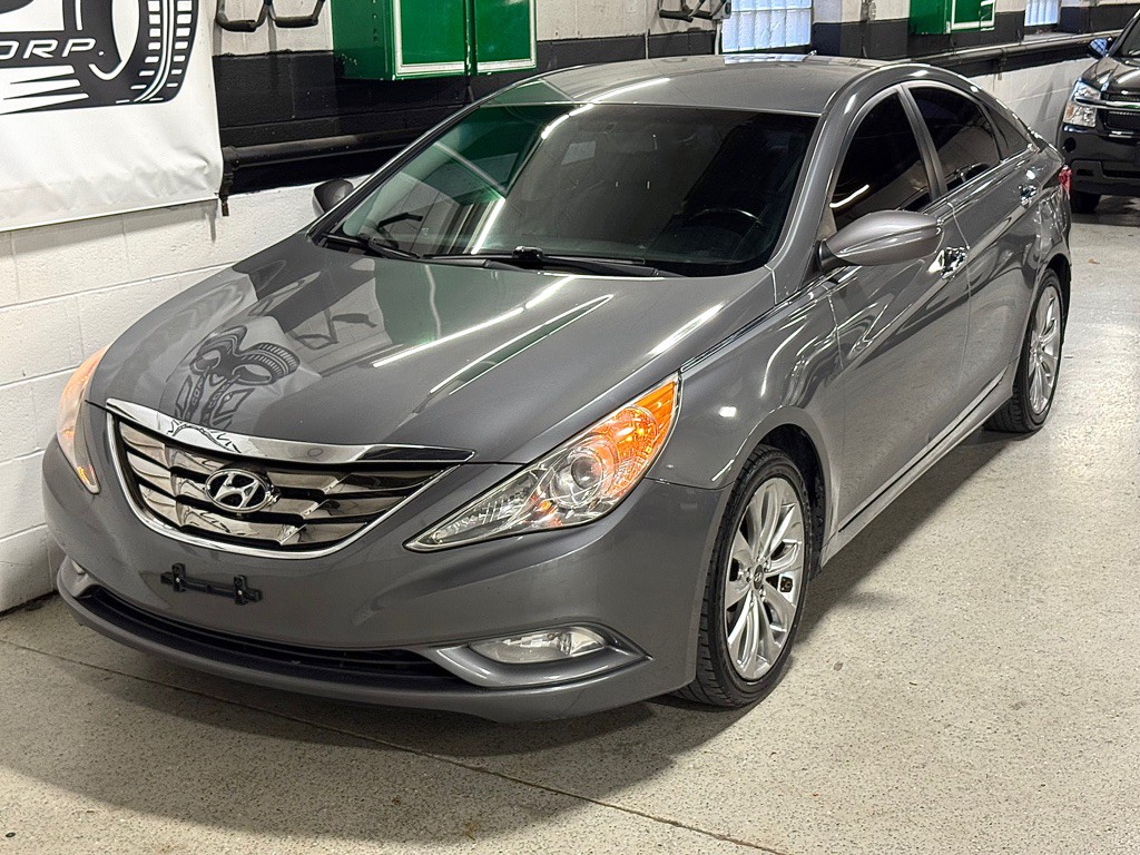 2012 Hyundai Sonata Image 9