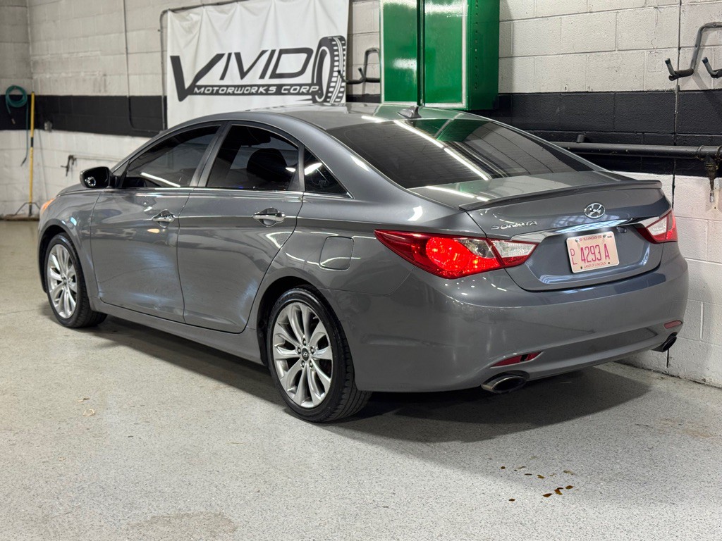2012 Hyundai Sonata Image 11
