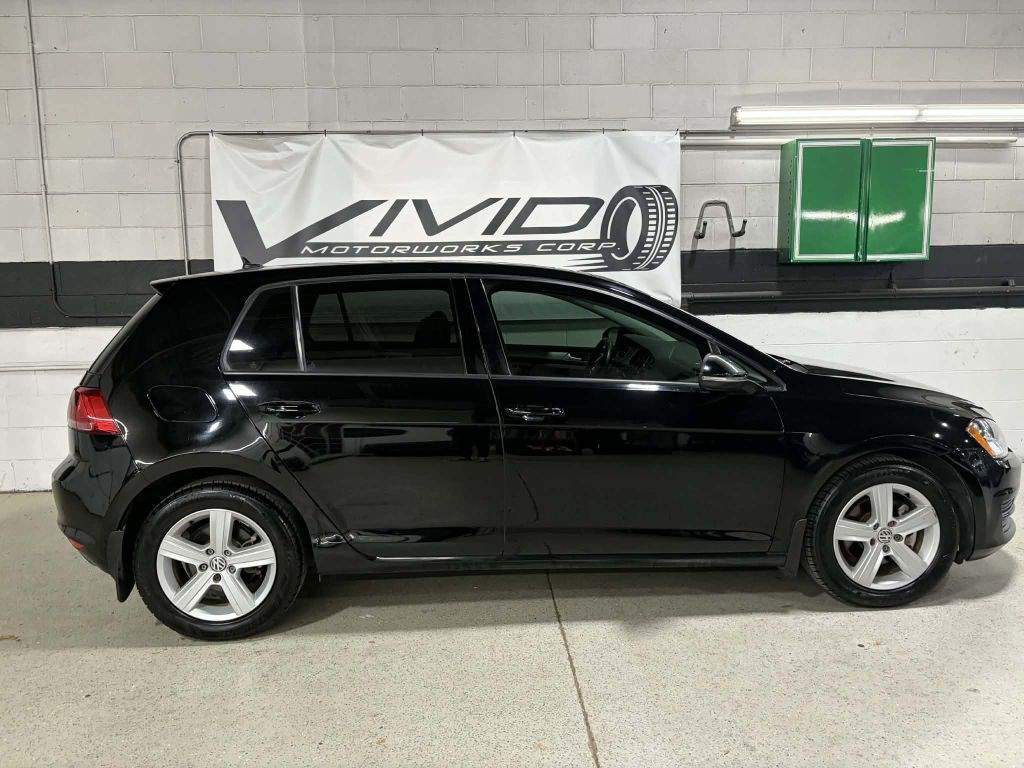 2017 Volkswagen Golf Image 5