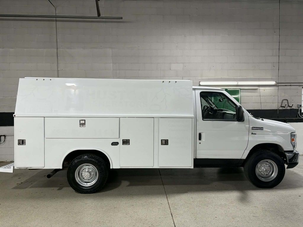 2015 Ford Econoline Image 5