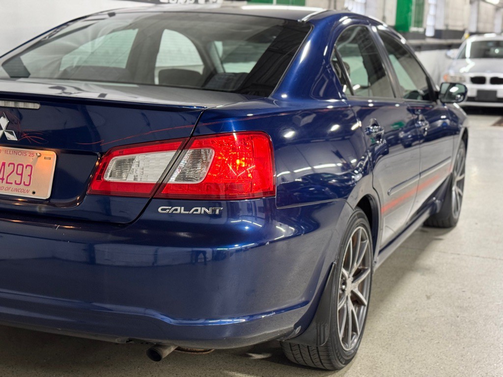 2009 Mitsubishi Galant Image 8