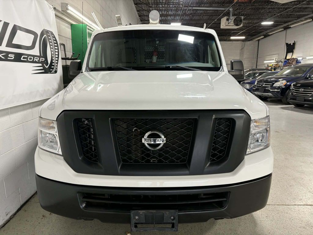 2015 Nissan NV Image 3