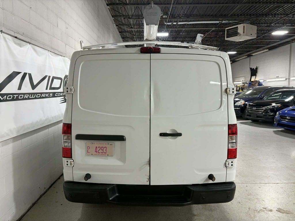 2015 Nissan NV Image 7
